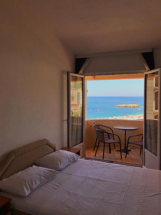 Apartmani Lasta Dobra Voda Esterno foto