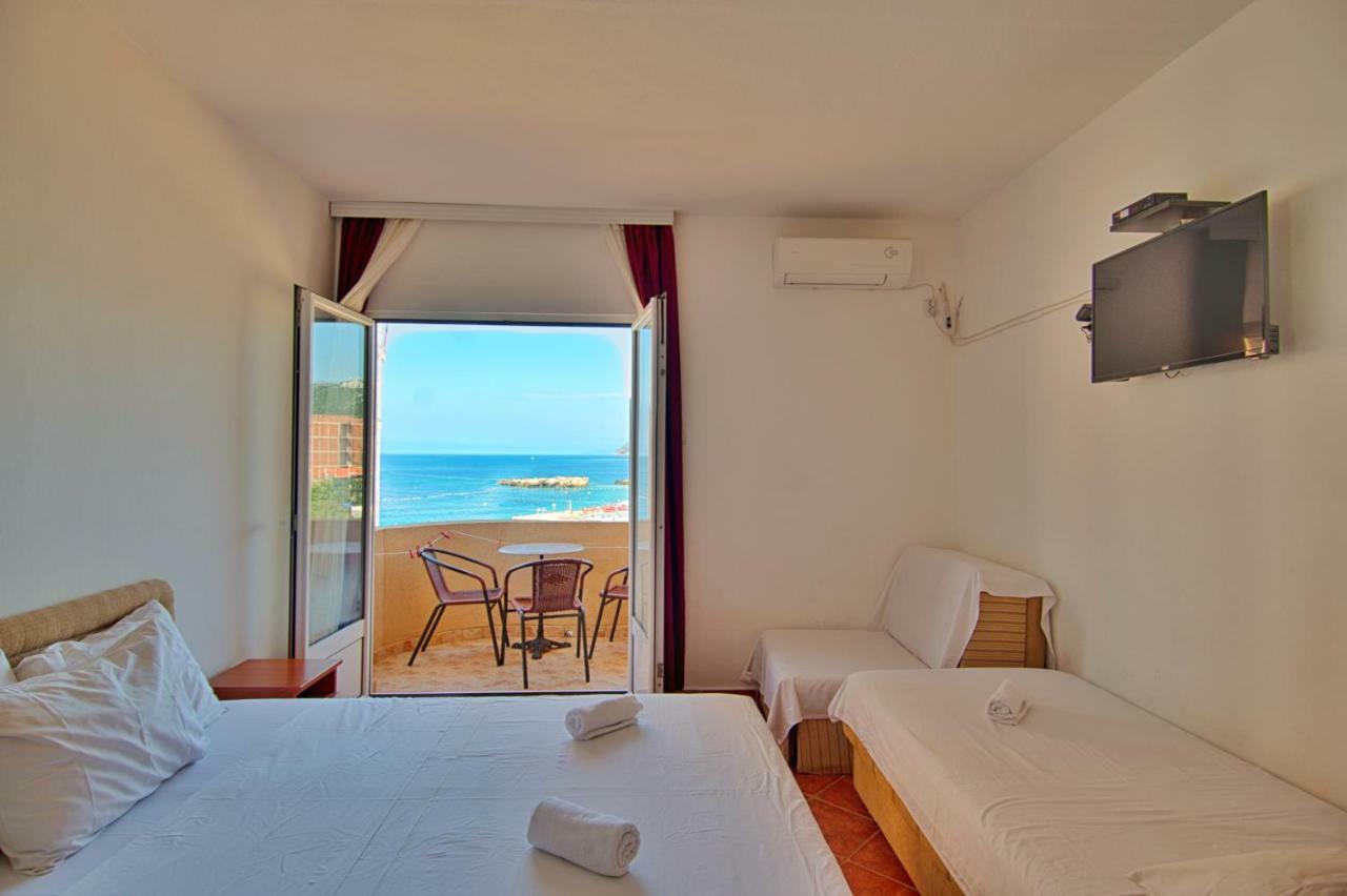 Apartmani Lasta Dobra Voda Esterno foto