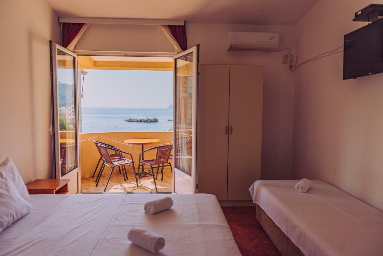 Apartmani Lasta Dobra Voda Esterno foto