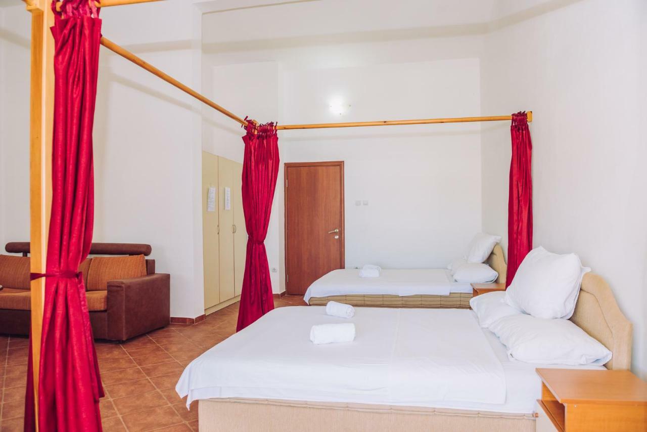Apartmani Lasta Dobra Voda Esterno foto